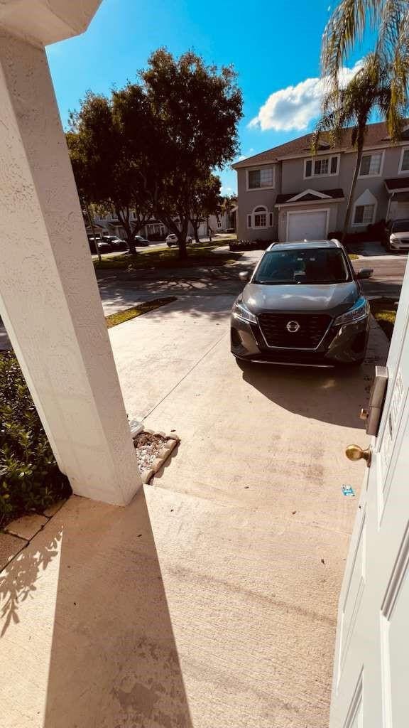 Building Photo - 4735 SW 14th St