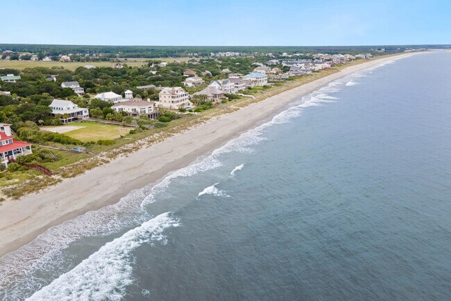 Building Photo - 911 Debordieu Blvd