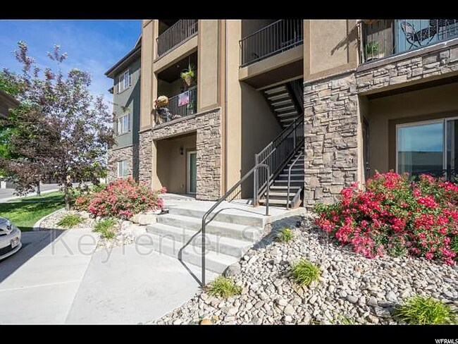 Building Photo - 203 Jordan Ridge Boulevard