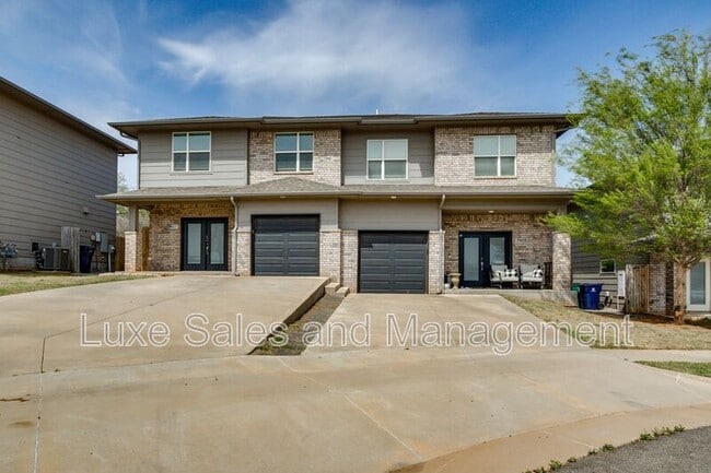 Building Photo - 7907 NW 135th Terrace