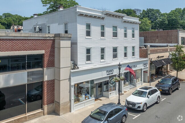 Building Photo - 34 Purchase St