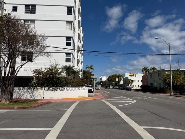 Building Photo - 8000 Harding Ave