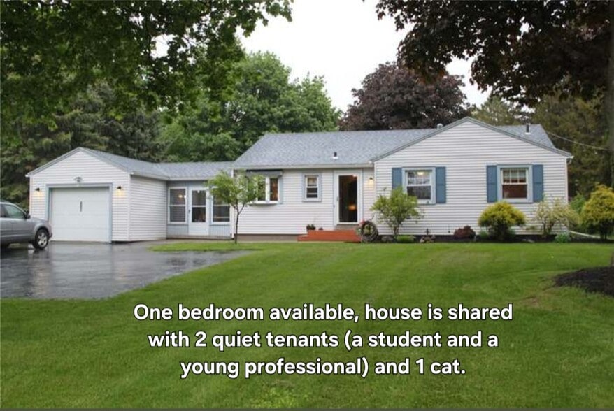 Building Photo - 880 Marshall Rd