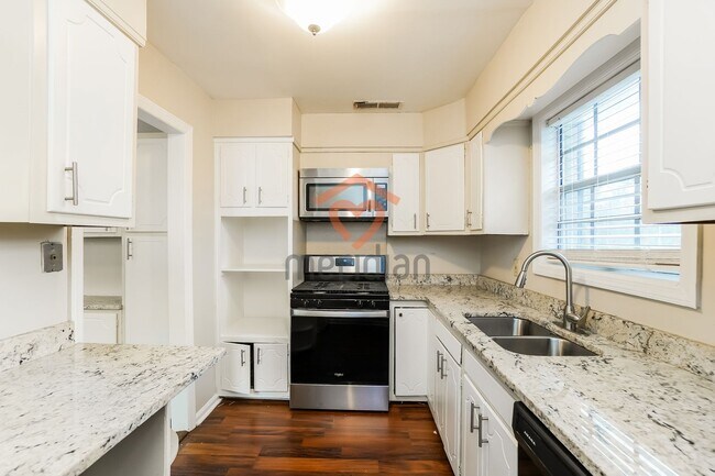 Building Photo - 517 Rutledge Ave