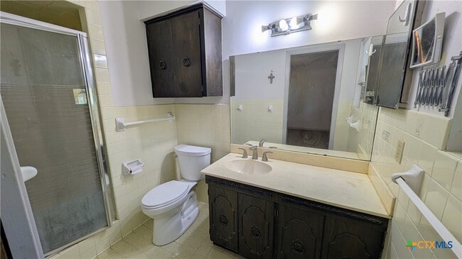 Building Photo - 114 Chaparral St