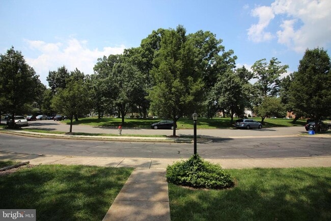 Building Photo - 2348 Wheystone Ct