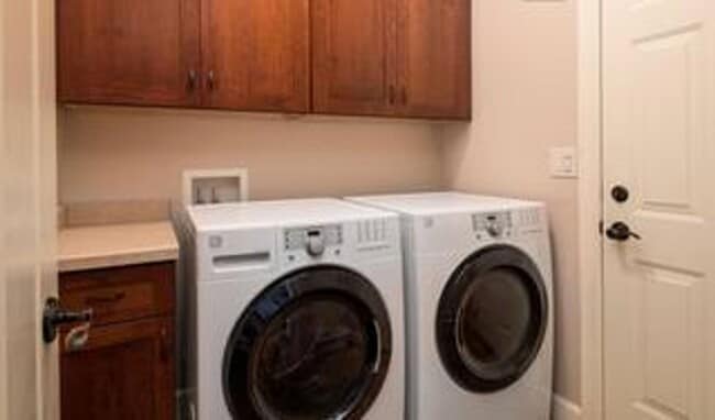 Building Photo - $3,495 / 3 BD House in Ranch Club Neighbor...