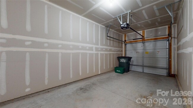 Building Photo - 6430 Revolutionary Trail