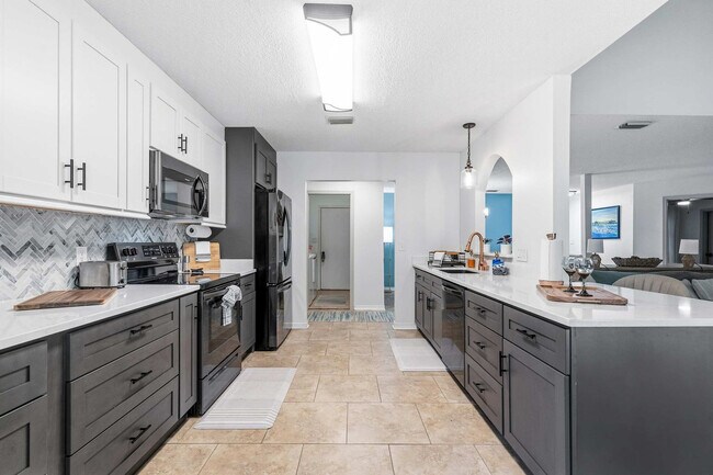 Building Photo - 5111 Keystone Dr