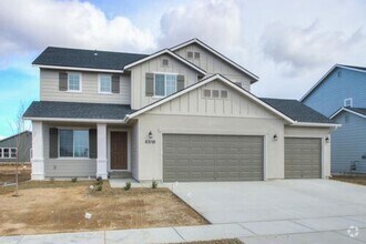 Building Photo - Newer 4 Bed / 2.5 Bath House For Rent _ Pl...