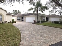 Building Photo - Kings Ridge 55+ Community