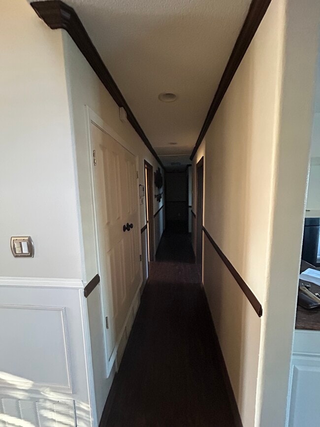 Building Photo - 7704 Lotus Cir