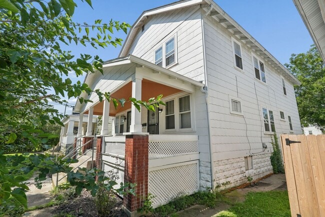 Building Photo - 41-43 N Huron Ave
