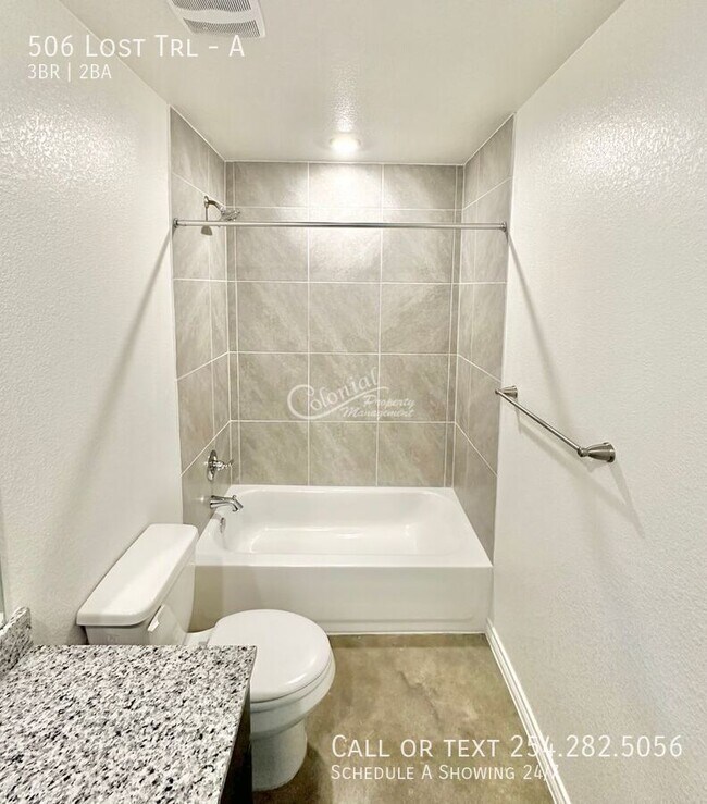 Building Photo - 506 Lost Trl