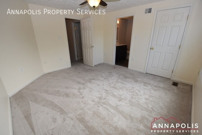 Building Photo - 2447 Warm Spring Way