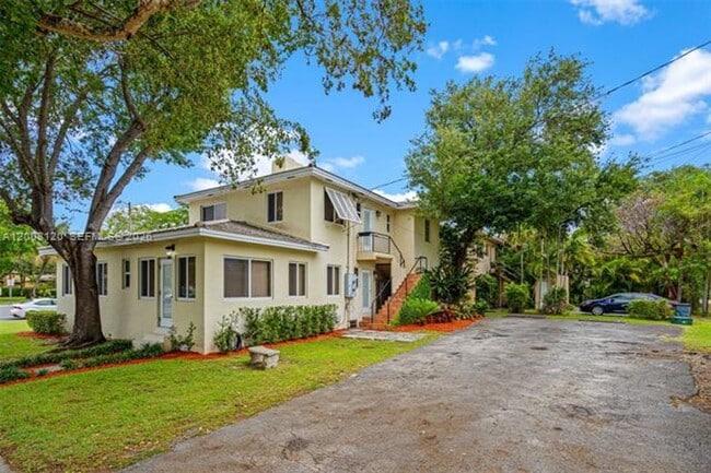 Building Photo - 3500 Ponce de Leon Blvd