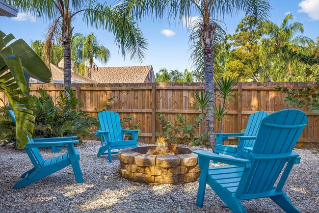 Building Photo - 2705 N Poplar Ave