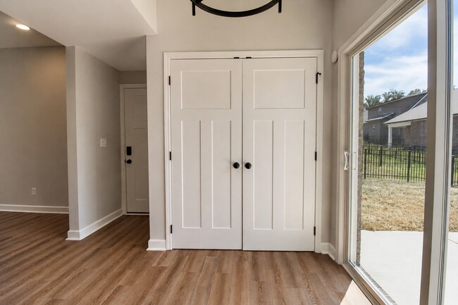 Building Photo - 1429 Village Lp