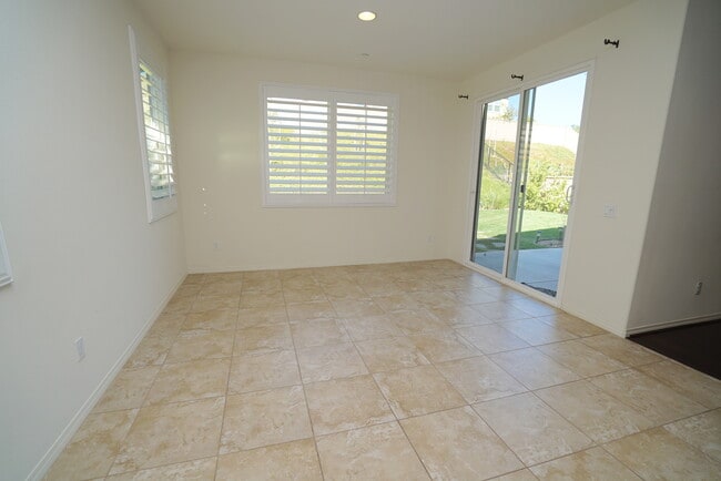 Building Photo - River Village 4 Bedroom Home in Santa Clarita.