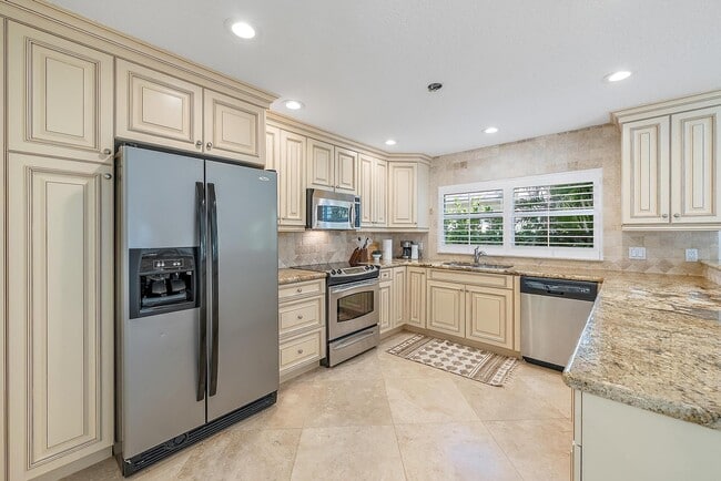 Building Photo - 109 Lighthouse Dr