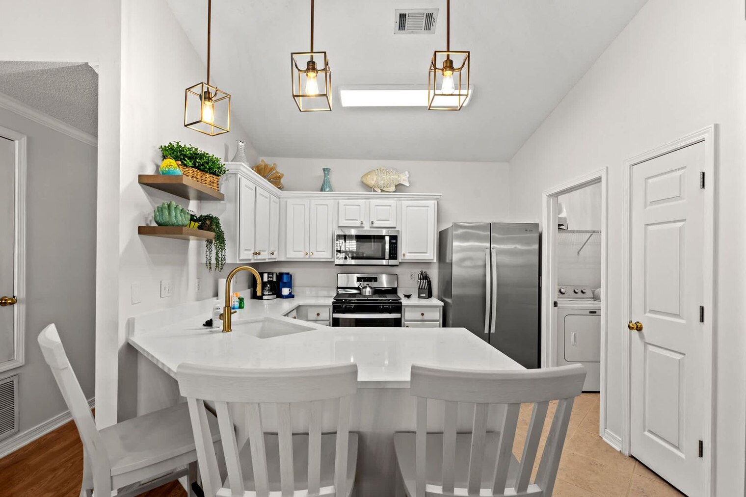 Building Photo - 4657 Windstarr Dr