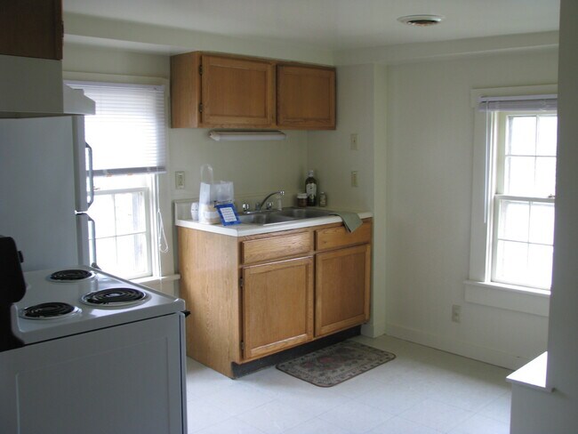 Building Photo - 510 Meade Ave