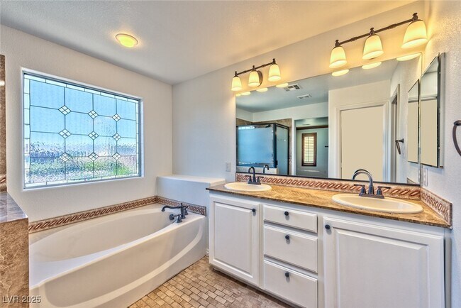 Building Photo - 981 Wagner Valley St