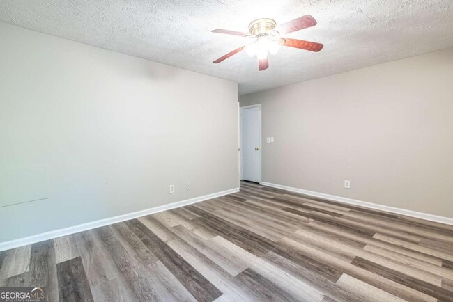 Building Photo - 1010 Mariners Ct
