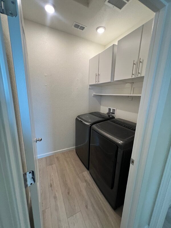 Building Photo - 436 Rose St