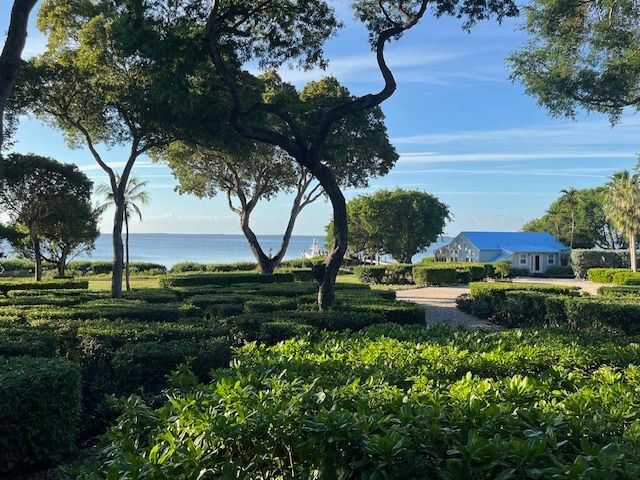 Building Photo - 202 Sanctuary Dr.