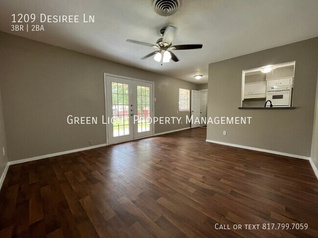 Building Photo - 1209 Desiree Ln