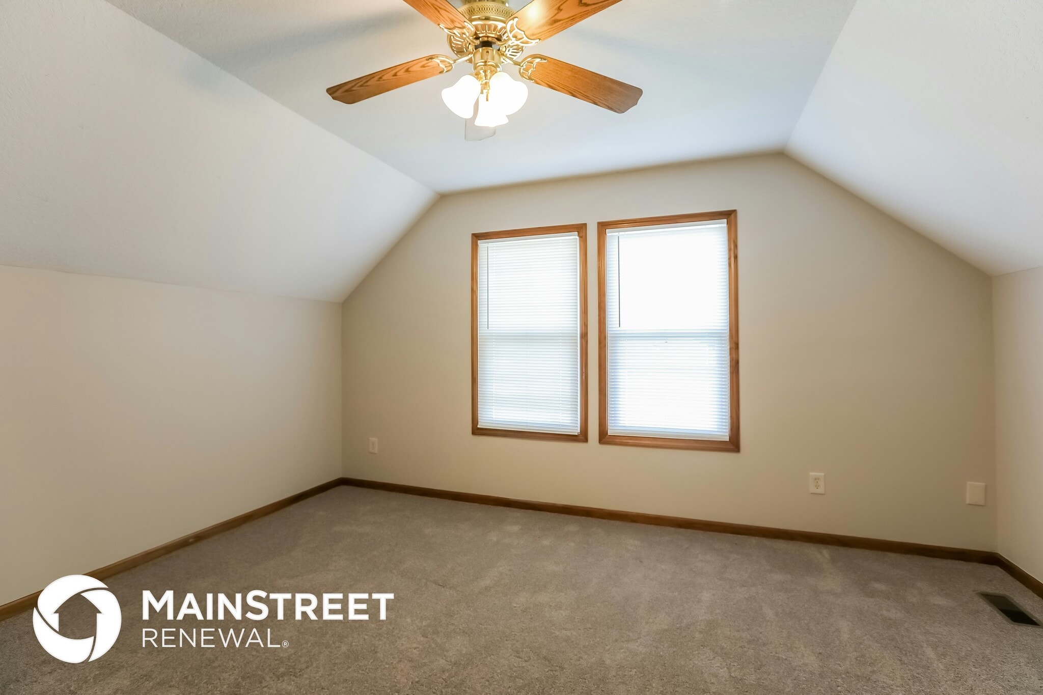 Building Photo - 1125 SE 11 Terrace