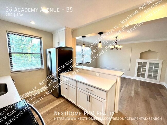 Building Photo - 26 Academy Ave