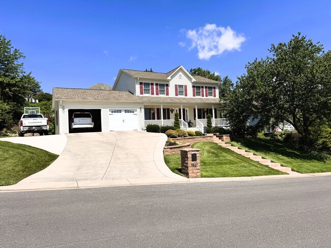 Primary Photo - Single Family Home in Harrisonburg