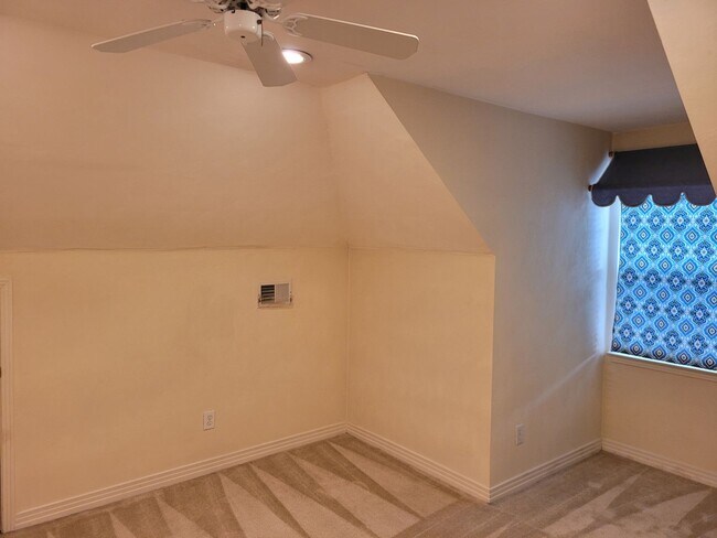Building Photo - THREE SHIPS LANDING - Four Bedroom Condo