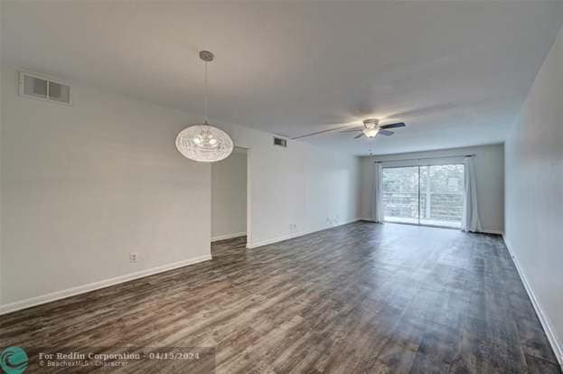 Building Photo - 4401 Martinique Ct