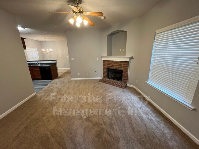 Building Photo - 10178 Sterling Ridge Dr