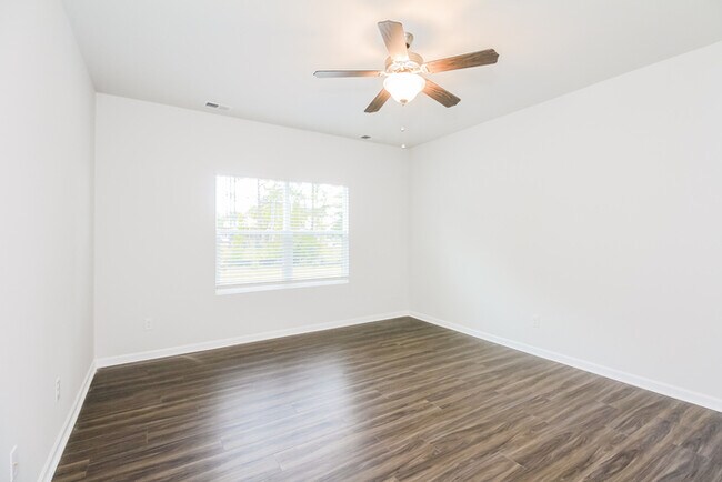 Building Photo - 7567 Tender Heart Cir