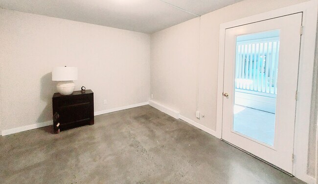 Building Photo - 1624 San Miguel Dr