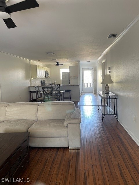 Building Photo - 632 Victoria Dr