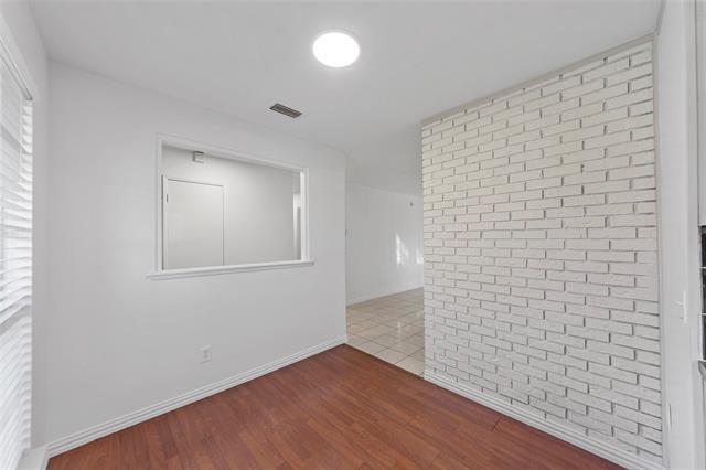 Building Photo - 3722 Hillsdale Ln