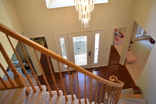 Building Photo - 1431 Provincial Dr