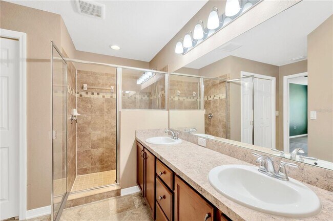Building Photo - 722 Vineyard Reserve Ct