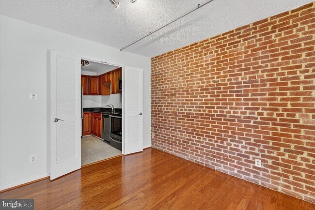 Building Photo - 3225 Grace St NW