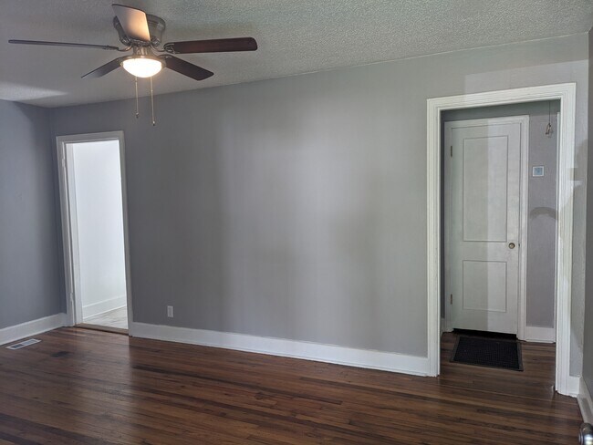 Building Photo - 1316 Sewanee Dr