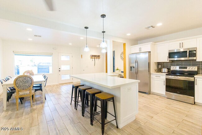Building Photo - 4214 N 20th St