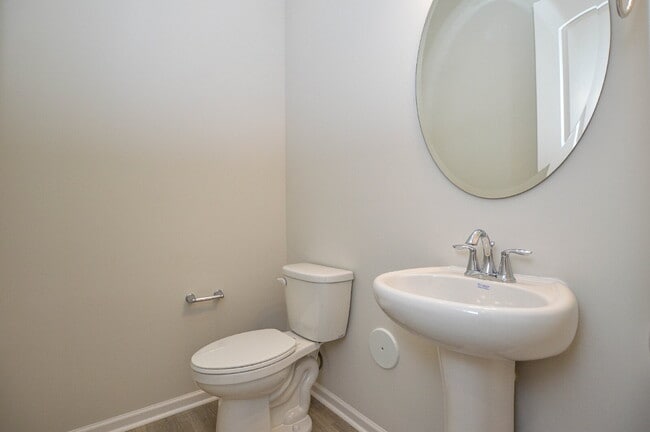 Building Photo - New Price | Brand-New 5 Bedroom Tega Cay Home with Flexible Lease Options