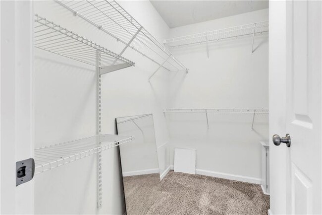 Building Photo - 305 Broadstone Dr