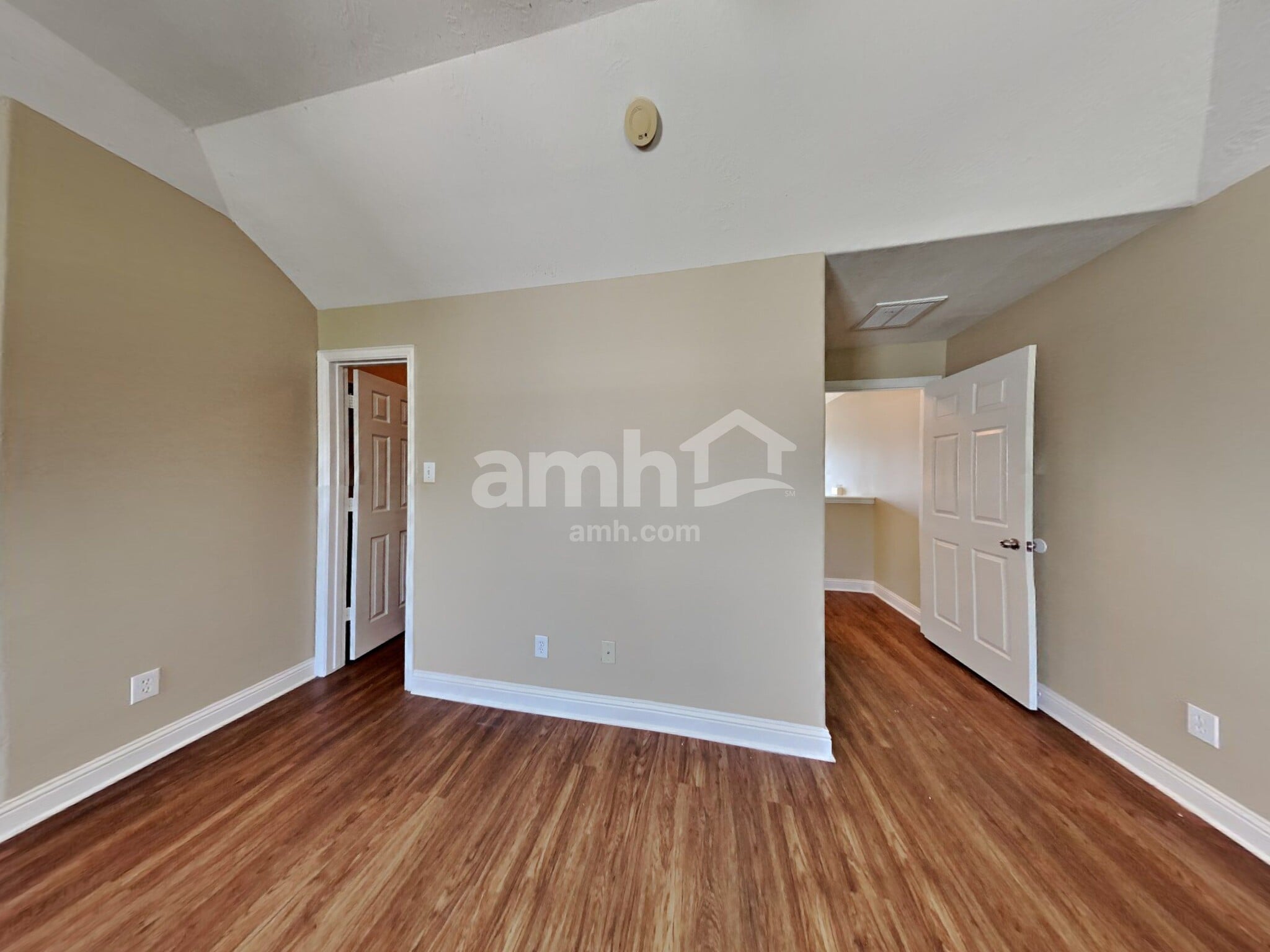Building Photo - 15310 Lucky Star Dr