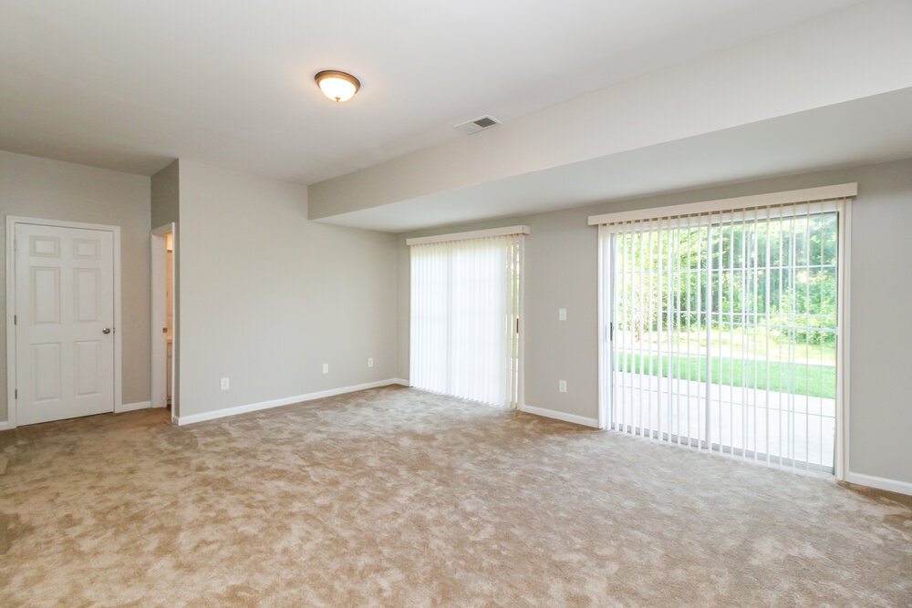 Building Photo - 5981 Tate Dr